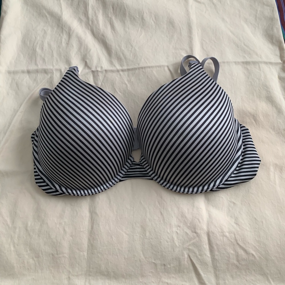 Striped VS Bra